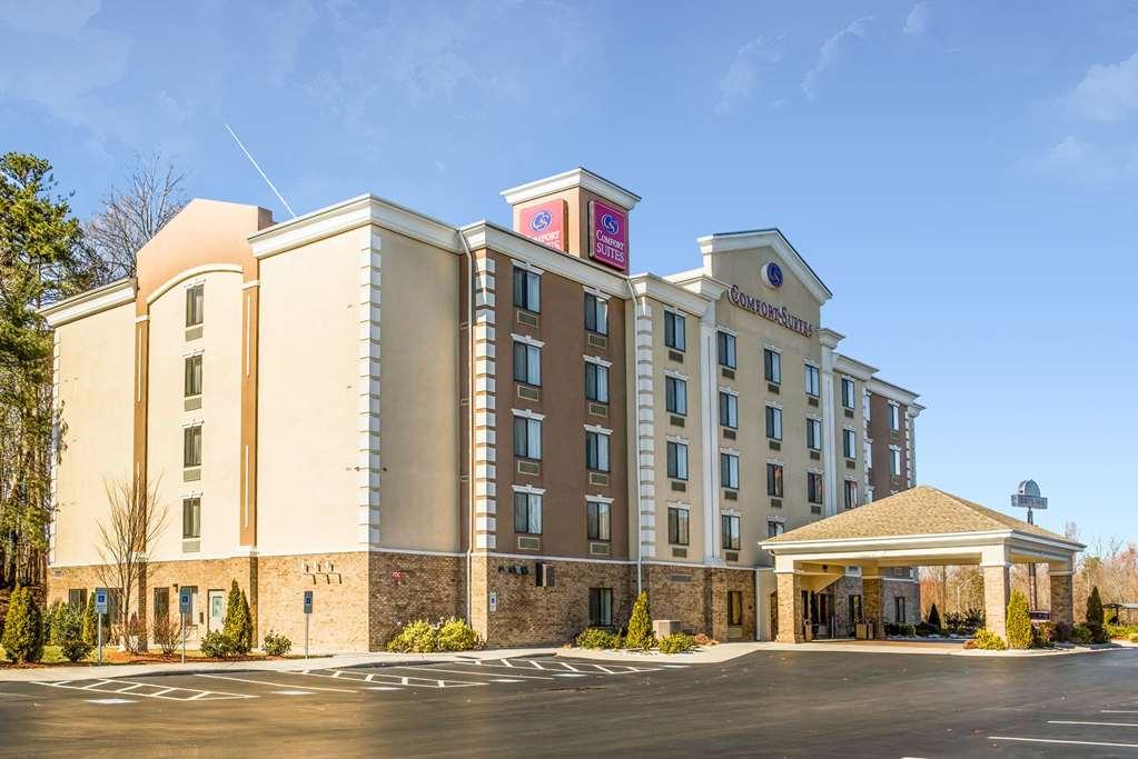 Fairfield By Marriott Inn & Suites Greensboro Coliseum Area Exterior photo
